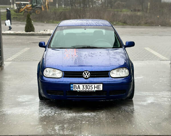 Синий Фольксваген Гольф, объемом двигателя 1.9 л и пробегом 215 тыс. км за 3700 $, фото 1 на Automoto.ua