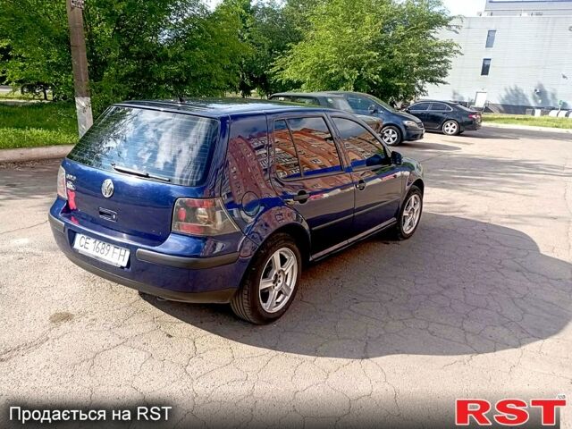 Синий Фольксваген Гольф, объемом двигателя 1.4 л и пробегом 338 тыс. км за 3500 $, фото 1 на Automoto.ua