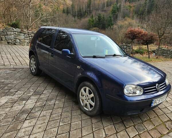 Синий Фольксваген Гольф, объемом двигателя 1.4 л и пробегом 380 тыс. км за 2800 $, фото 1 на Automoto.ua