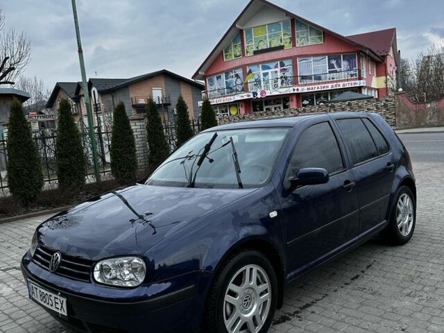 Синий Фольксваген Гольф, объемом двигателя 1.6 л и пробегом 290 тыс. км за 3700 $, фото 1 на Automoto.ua