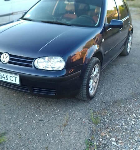 Синій Фольксваген Гольф, об'ємом двигуна 1.39 л та пробігом 244 тис. км за 4500 $, фото 1 на Automoto.ua