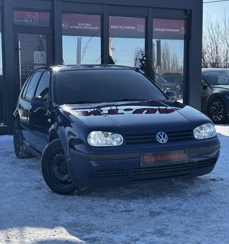 Синий Фольксваген Гольф, объемом двигателя 1.6 л и пробегом 240 тыс. км за 4999 $, фото 1 на Automoto.ua