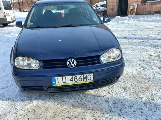 Синій Фольксваген Гольф, об'ємом двигуна 1 л та пробігом 229 тис. км за 1850 $, фото 1 на Automoto.ua