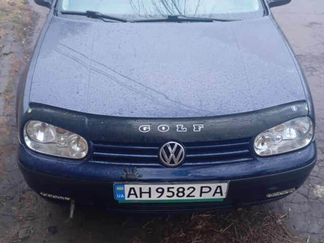 Синий Фольксваген Гольф, объемом двигателя 1.4 л и пробегом 262 тыс. км за 4100 $, фото 1 на Automoto.ua