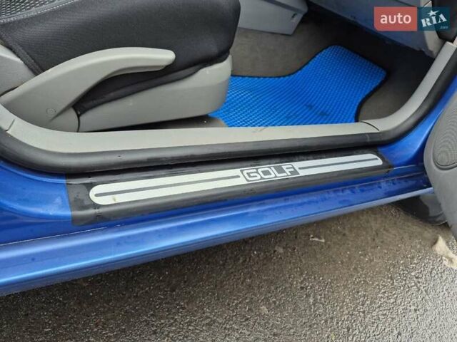 Синій Фольксваген Гольф, об'ємом двигуна 1.39 л та пробігом 232 тис. км за 3500 $, фото 1 на Automoto.ua