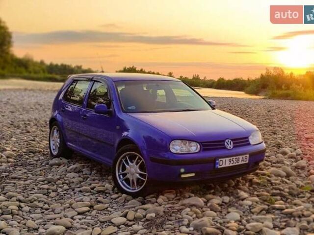 Синий Фольксваген Гольф, объемом двигателя 1.9 л и пробегом 345 тыс. км за 4200 $, фото 1 на Automoto.ua
