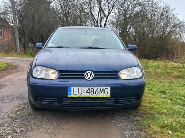 Синий Фольксваген Гольф, объемом двигателя 1 л и пробегом 220 тыс. км за 1650 $, фото 1 на Automoto.ua