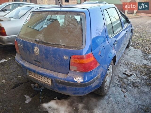 Синий Фольксваген Гольф, объемом двигателя 1.6 л и пробегом 111 тыс. км за 999 $, фото 1 на Automoto.ua