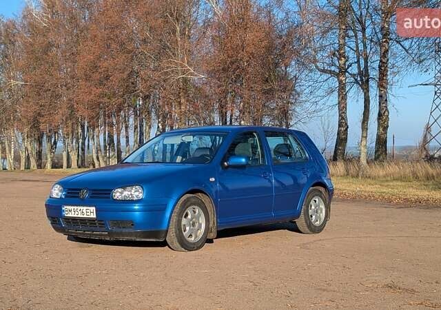 Синий Фольксваген Гольф, объемом двигателя 1.6 л и пробегом 295 тыс. км за 4300 $, фото 1 на Automoto.ua