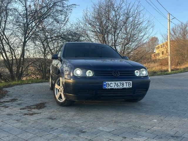 Синий Фольксваген Гольф, объемом двигателя 1.4 л и пробегом 219 тыс. км за 4200 $, фото 1 на Automoto.ua