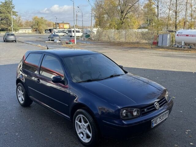 Синій Фольксваген Гольф, об'ємом двигуна 2.3 л та пробігом 260 тис. км за 2250 $, фото 1 на Automoto.ua