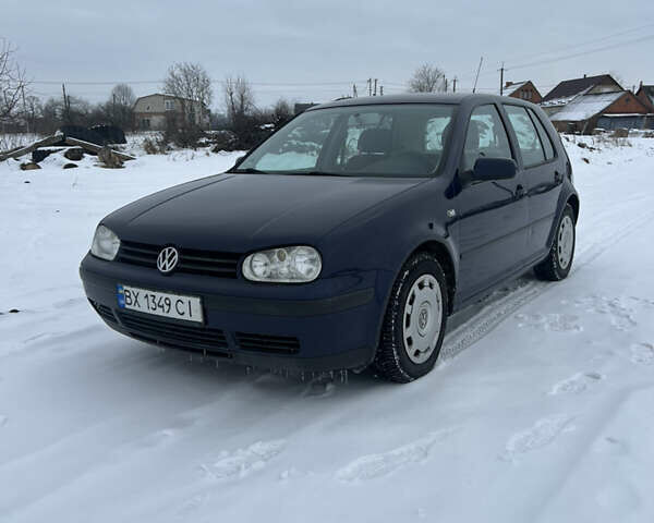 Синий Фольксваген Гольф, объемом двигателя 1.39 л и пробегом 200 тыс. км за 2800 $, фото 1 на Automoto.ua