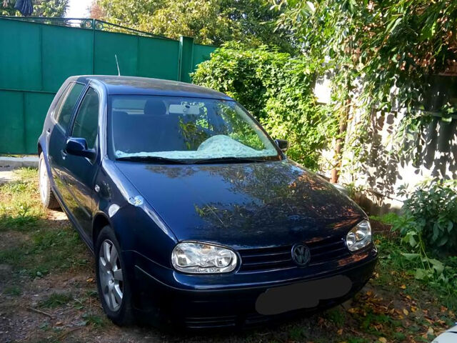 Синій Фольксваген Гольф, об'ємом двигуна 1.4 л та пробігом 198 тис. км за 3810 $, фото 1 на Automoto.ua