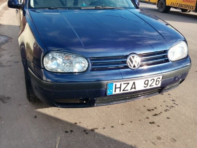 Синий Фольксваген Гольф, объемом двигателя 1.4 л и пробегом 210 тыс. км за 1600 $, фото 1 на Automoto.ua