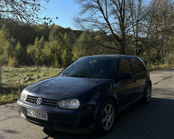 Синий Фольксваген Гольф, объемом двигателя 1.6 л и пробегом 314 тыс. км за 4150 $, фото 1 на Automoto.ua