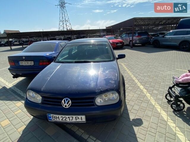 Синий Фольксваген Гольф, объемом двигателя 1.9 л и пробегом 340 тыс. км за 3000 $, фото 1 на Automoto.ua