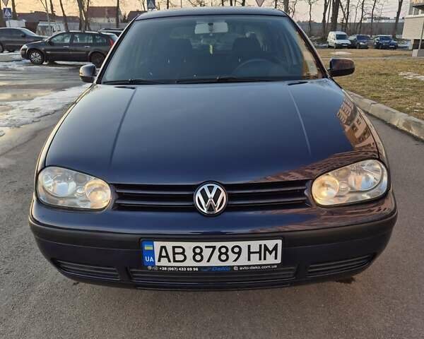 Синій Фольксваген Гольф, об'ємом двигуна 1.39 л та пробігом 245 тис. км за 4000 $, фото 1 на Automoto.ua