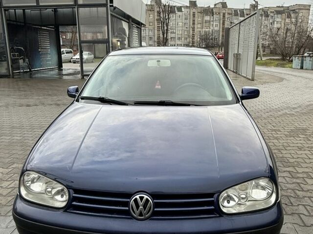 Синий Фольксваген Гольф, объемом двигателя 1.9 л и пробегом 436 тыс. км за 5200 $, фото 1 на Automoto.ua