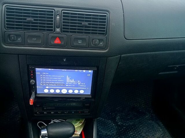 Синій Фольксваген Гольф, об'ємом двигуна 1.6 л та пробігом 163 тис. км за 3800 $, фото 1 на Automoto.ua