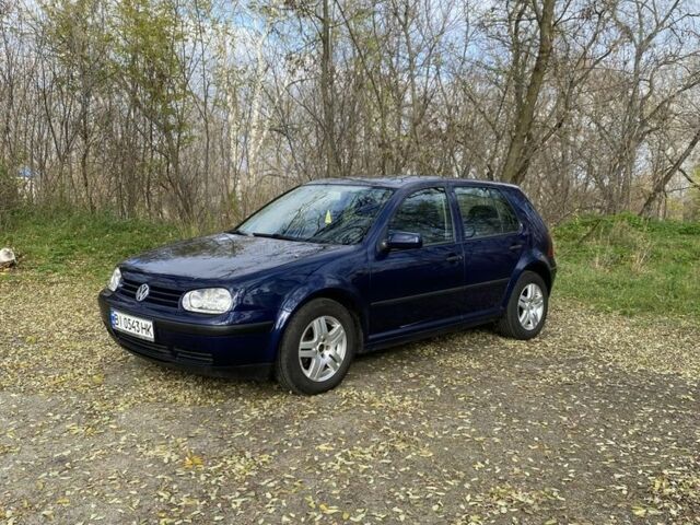 Синий Фольксваген Гольф, объемом двигателя 1.6 л и пробегом 250 тыс. км за 4600 $, фото 1 на Automoto.ua