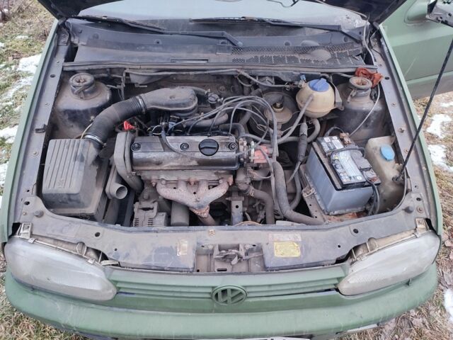 Синий Фольксваген Гольф, объемом двигателя 1.4 л и пробегом 230 тыс. км за 743 $, фото 1 на Automoto.ua