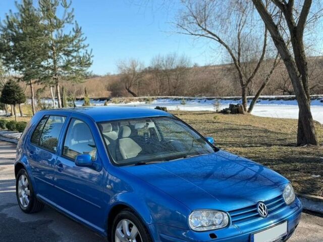 Синий Фольксваген Гольф, объемом двигателя 1.9 л и пробегом 319 тыс. км за 1999 $, фото 1 на Automoto.ua