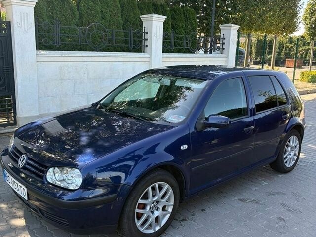 Синій Фольксваген Гольф, об'ємом двигуна 1.6 л та пробігом 252 тис. км за 3999 $, фото 1 на Automoto.ua