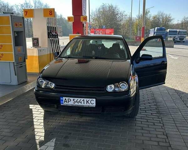 Синий Фольксваген Гольф, объемом двигателя 0 л и пробегом 258 тыс. км за 4850 $, фото 1 на Automoto.ua