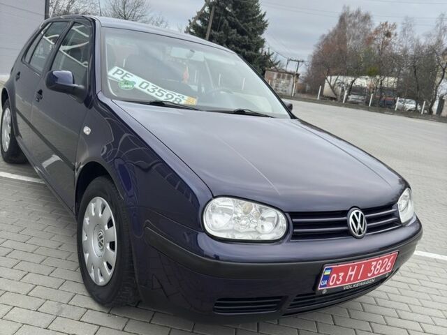 Синій Фольксваген Гольф, об'ємом двигуна 1.6 л та пробігом 99 тис. км за 5400 $, фото 1 на Automoto.ua