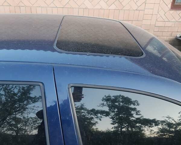 Синий Фольксваген Гольф, объемом двигателя 1.6 л и пробегом 275 тыс. км за 4300 $, фото 1 на Automoto.ua