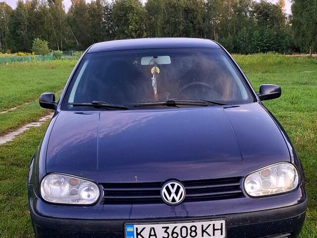 Синий Фольксваген Гольф, объемом двигателя 1.9 л и пробегом 397 тыс. км за 2800 $, фото 1 на Automoto.ua