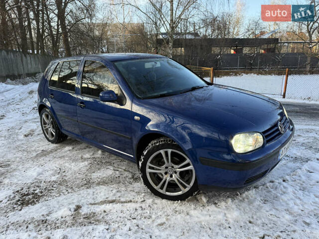 Синій Фольксваген Гольф, об'ємом двигуна 1.39 л та пробігом 200 тис. км за 3900 $, фото 1 на Automoto.ua
