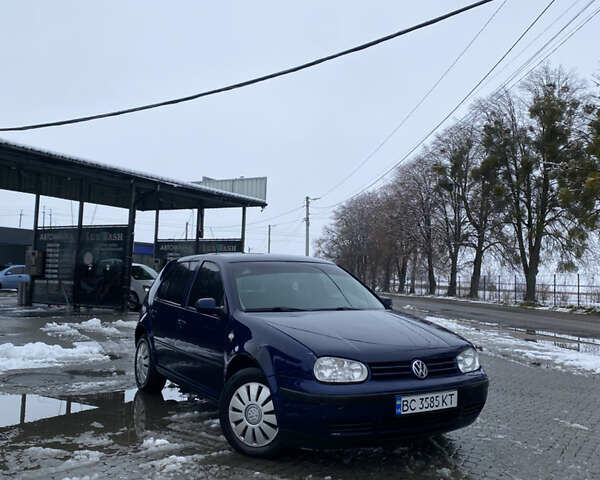 Синий Фольксваген Гольф, объемом двигателя 1.39 л и пробегом 356 тыс. км за 2799 $, фото 1 на Automoto.ua