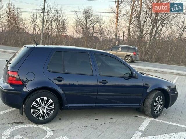 Синий Фольксваген Гольф, объемом двигателя 1.4 л и пробегом 260 тыс. км за 4250 $, фото 1 на Automoto.ua