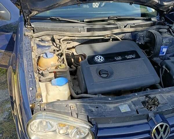 Синій Фольксваген Гольф, об'ємом двигуна 1.6 л та пробігом 274 тис. км за 3900 $, фото 1 на Automoto.ua