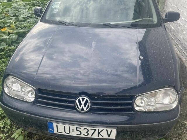 Синий Фольксваген Гольф, объемом двигателя 1.4 л и пробегом 200 тыс. км за 712 $, фото 1 на Automoto.ua