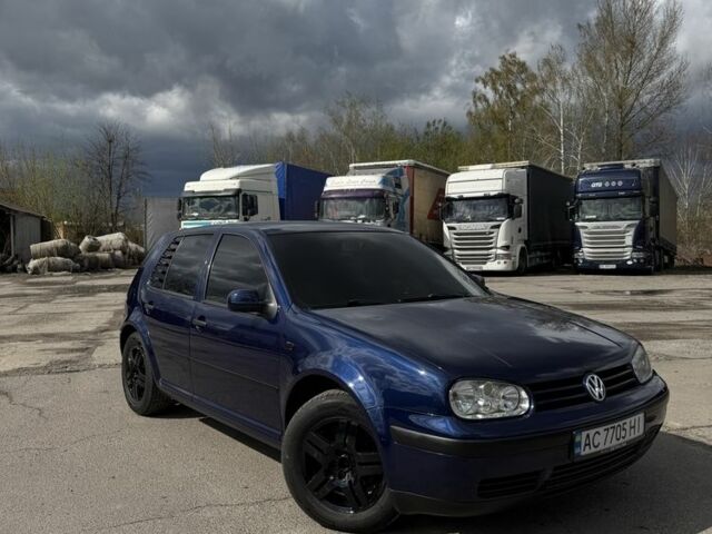 Синий Фольксваген Гольф, объемом двигателя 1.4 л и пробегом 276 тыс. км за 4300 $, фото 1 на Automoto.ua
