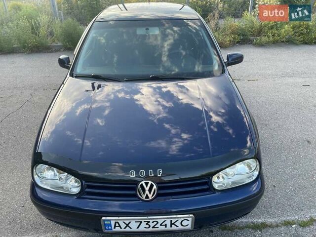 Синій Фольксваген Гольф, об'ємом двигуна 1.39 л та пробігом 270 тис. км за 4450 $, фото 1 на Automoto.ua