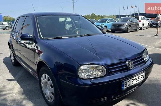 Синий Фольксваген Гольф, объемом двигателя 1.39 л и пробегом 231 тыс. км за 4000 $, фото 1 на Automoto.ua