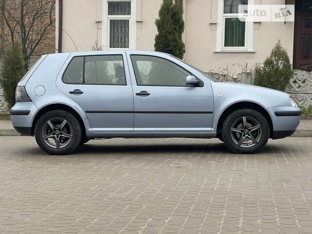 Синій Фольксваген Гольф, об'ємом двигуна 1.4 л та пробігом 250 тис. км за 3600 $, фото 1 на Automoto.ua