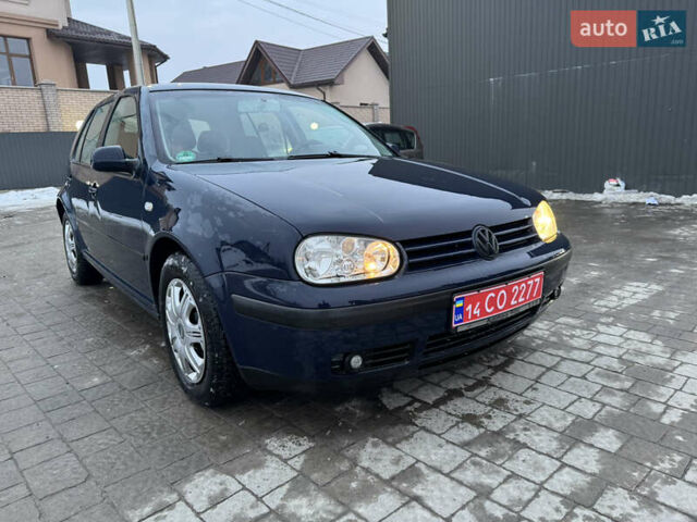 Синий Фольксваген Гольф, объемом двигателя 1.4 л и пробегом 157 тыс. км за 3850 $, фото 1 на Automoto.ua