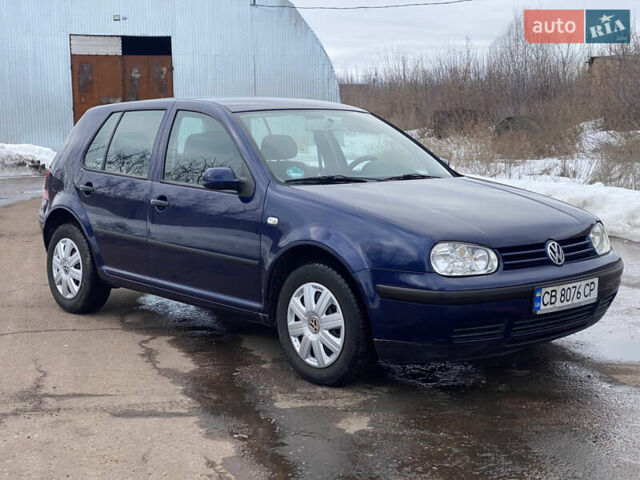 Синий Фольксваген Гольф, объемом двигателя 1.6 л и пробегом 251 тыс. км за 4100 $, фото 1 на Automoto.ua