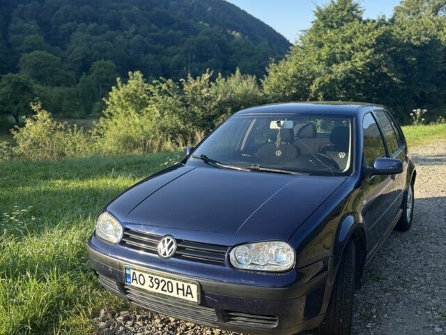 Синий Фольксваген Гольф, объемом двигателя 1.9 л и пробегом 372 тыс. км за 4450 $, фото 1 на Automoto.ua