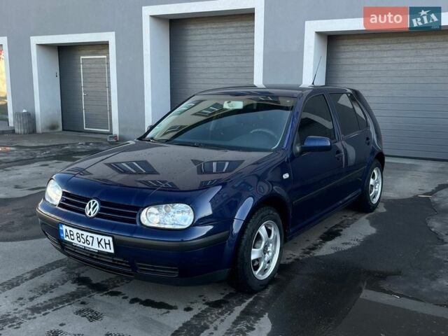 Синий Фольксваген Гольф, объемом двигателя 1.6 л и пробегом 263 тыс. км за 4350 $, фото 1 на Automoto.ua