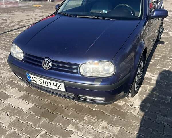 Синий Фольксваген Гольф, объемом двигателя 1.4 л и пробегом 320 тыс. км за 3400 $, фото 1 на Automoto.ua