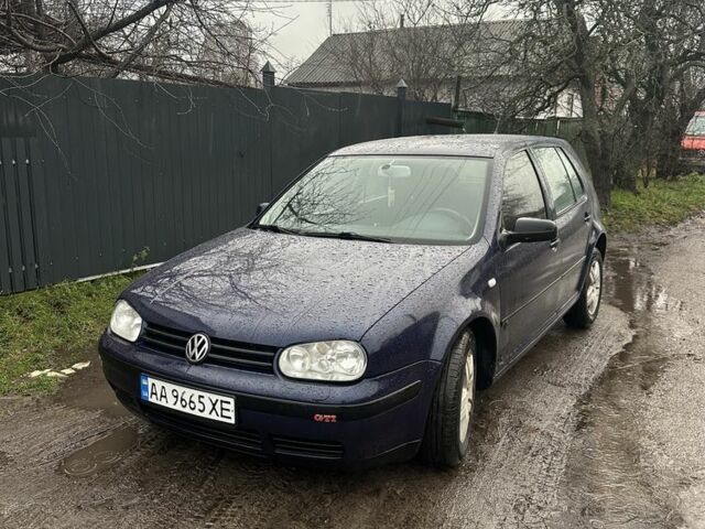 Синий Фольксваген Гольф, объемом двигателя 1.9 л и пробегом 258 тыс. км за 4100 $, фото 1 на Automoto.ua