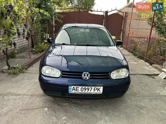 Синій Фольксваген Гольф, об'ємом двигуна 1.39 л та пробігом 232 тис. км за 4700 $, фото 1 на Automoto.ua