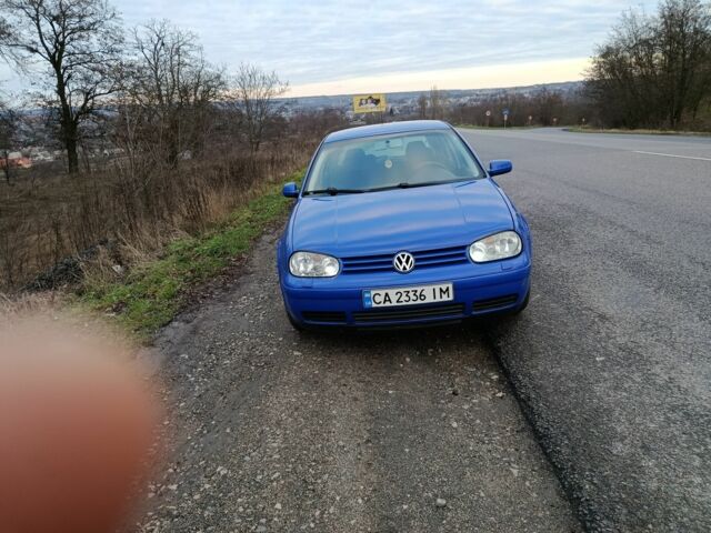 Синій Фольксваген Гольф, об'ємом двигуна 1.6 л та пробігом 266 тис. км за 3200 $, фото 1 на Automoto.ua