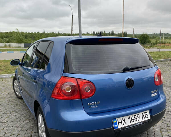 Синий Фольксваген Гольф, объемом двигателя 1.6 л и пробегом 178 тыс. км за 4900 $, фото 1 на Automoto.ua