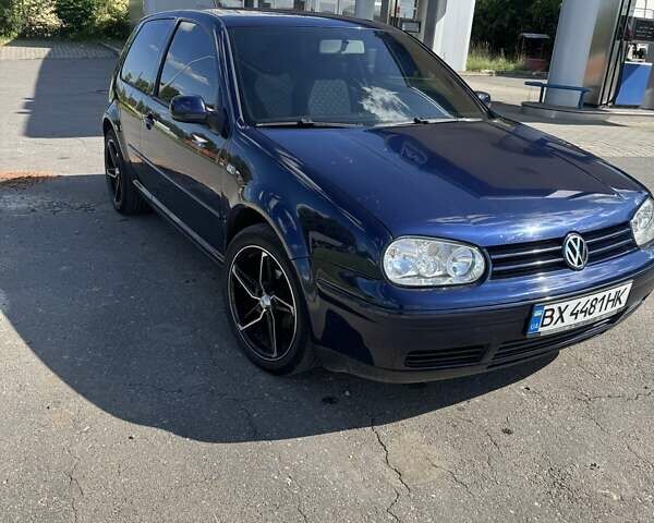Синий Фольксваген Гольф, объемом двигателя 1.6 л и пробегом 280 тыс. км за 5300 $, фото 1 на Automoto.ua